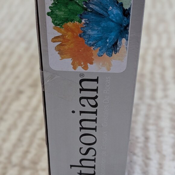 NEW Smithsonian Beautiful Crystal Growing Kit - Sealed - Picture 3 of 8